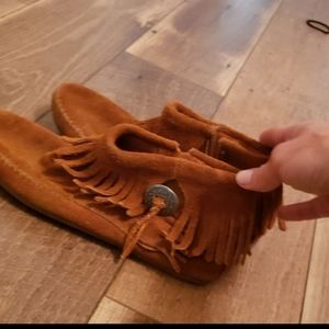 Minnetonka Moccasins 7.5